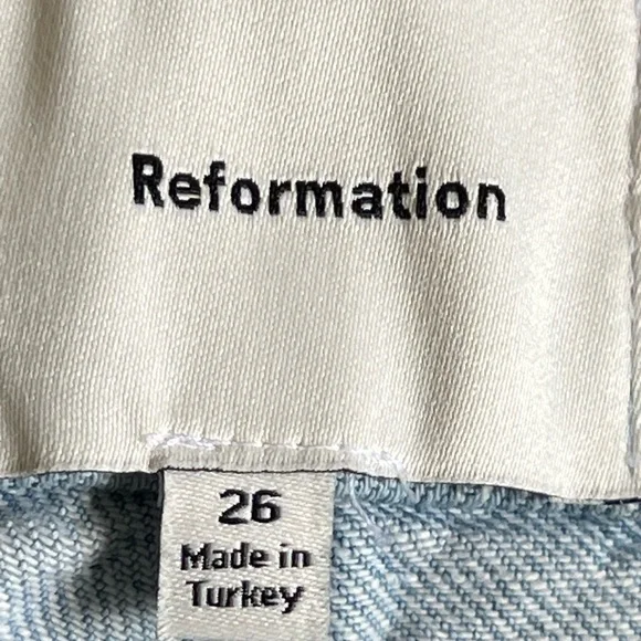 Reformation Wide Leg Jeans. - Picture 2 of 9
